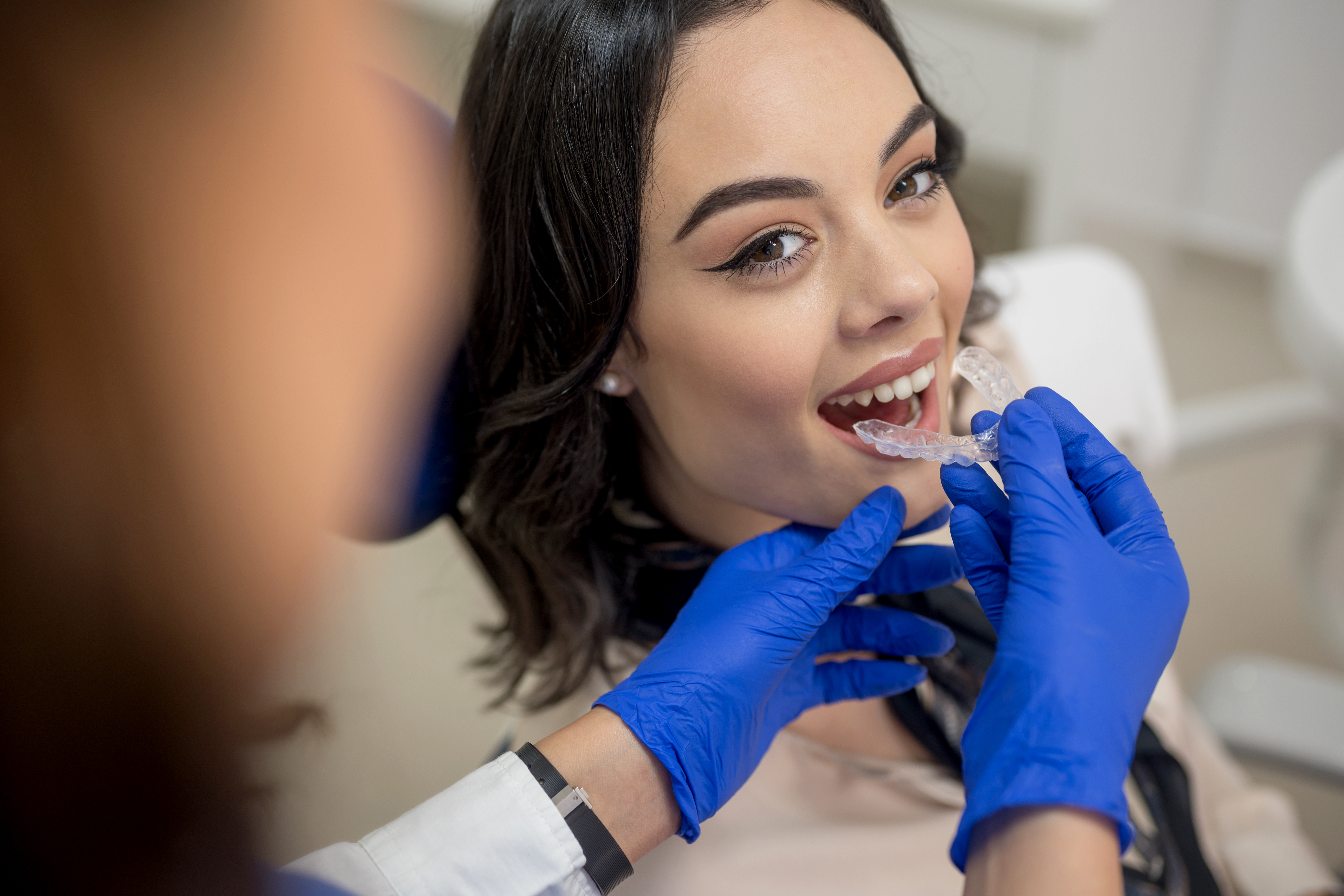 Braces vs. Invisalign: Different Paths to the Same Perfect Smile
